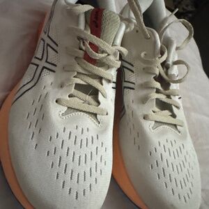 Gym shoe